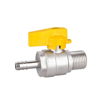 Vávula de bola de cobre amarillo lisa del gas con la válvula masculina del sello del conector X PTFE de la manguera